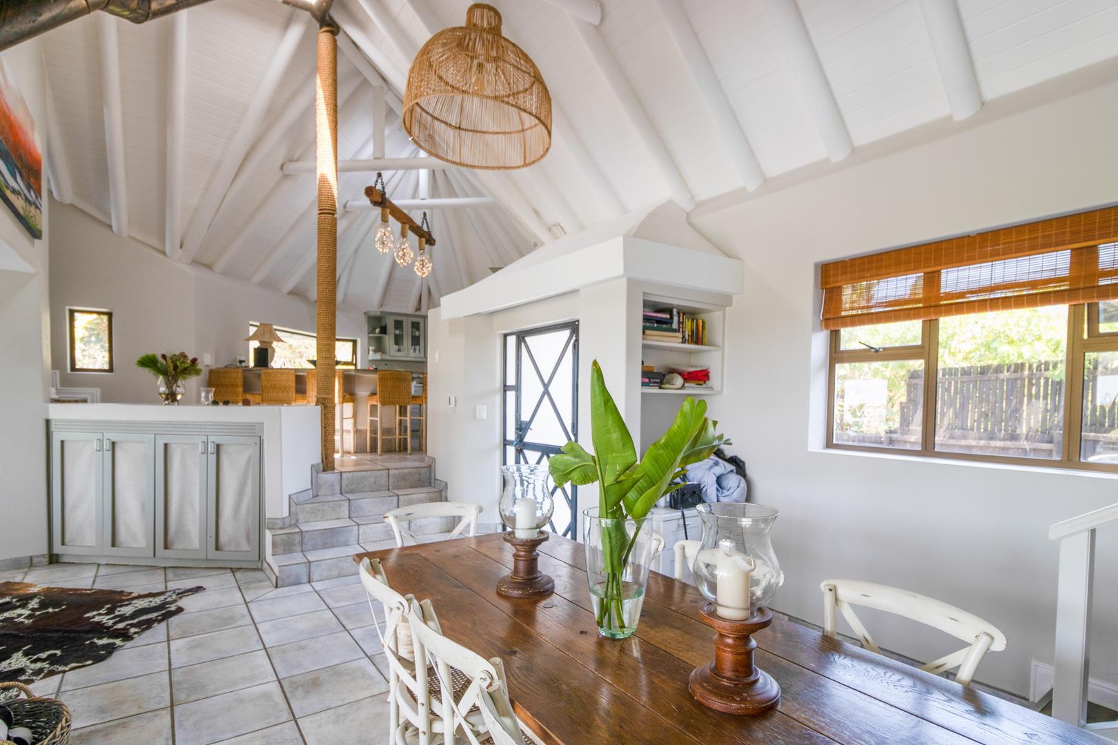 St Francis Bay Four-Bed Home — photograph 4