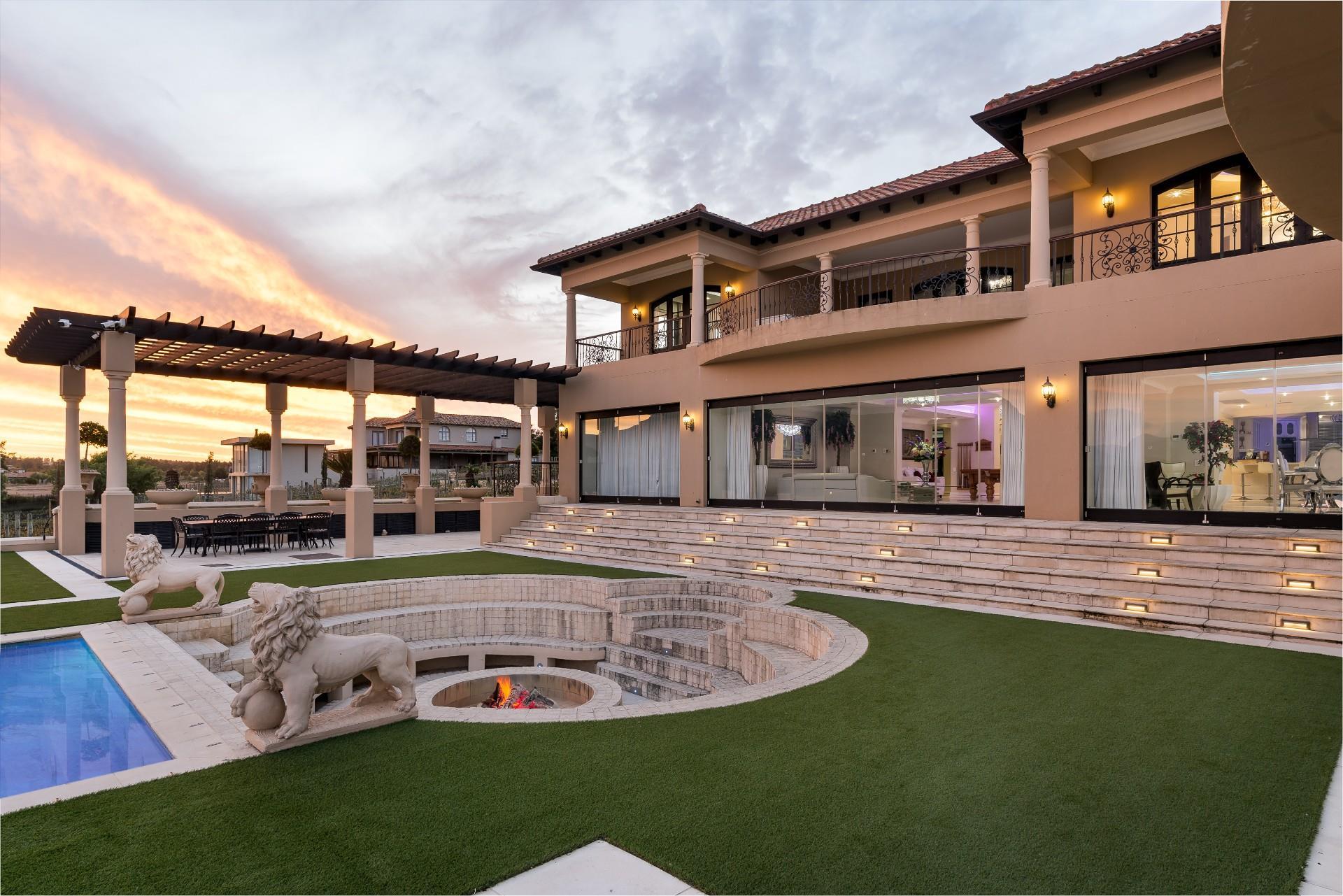 Paarl Vineyard Villa — photograph 3