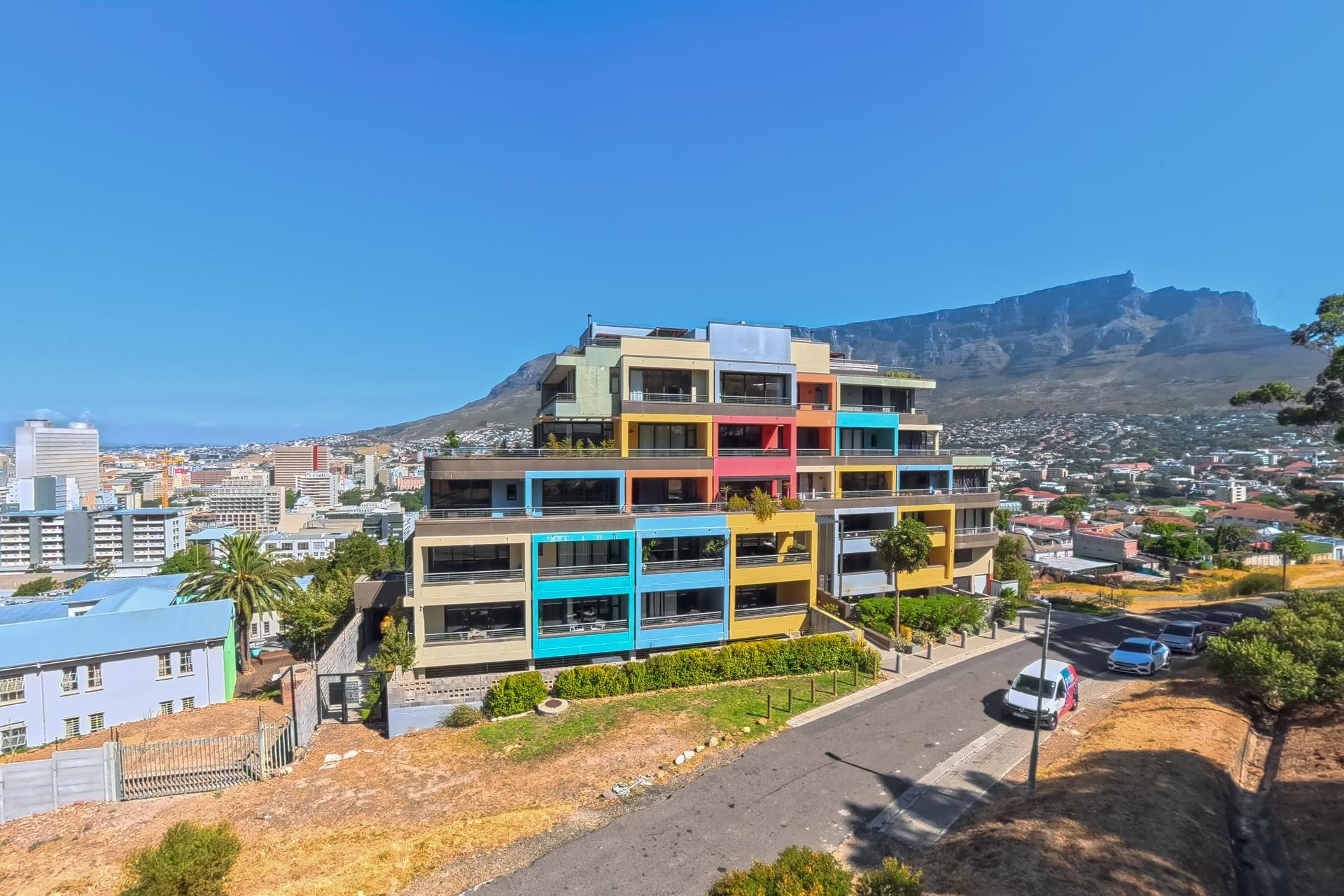 Bo-Kaap Duplex Penthouse — photograph 2