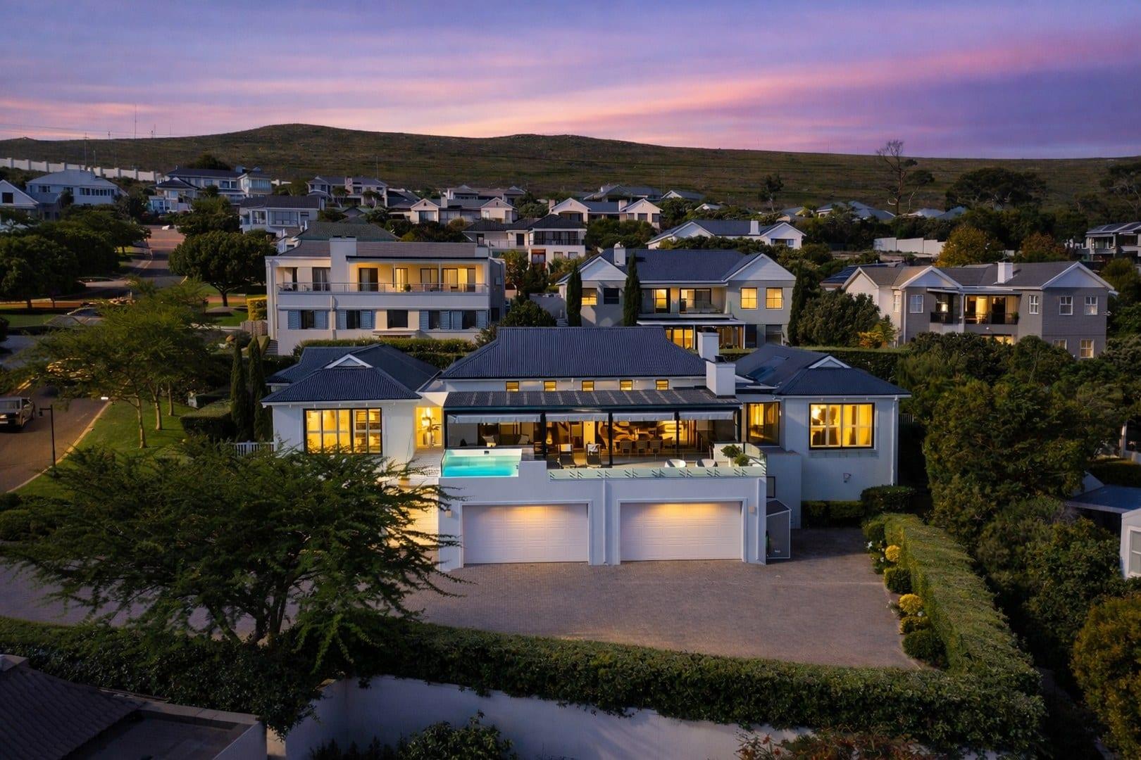 Hemel en Aarde Sea View Home — photograph 2