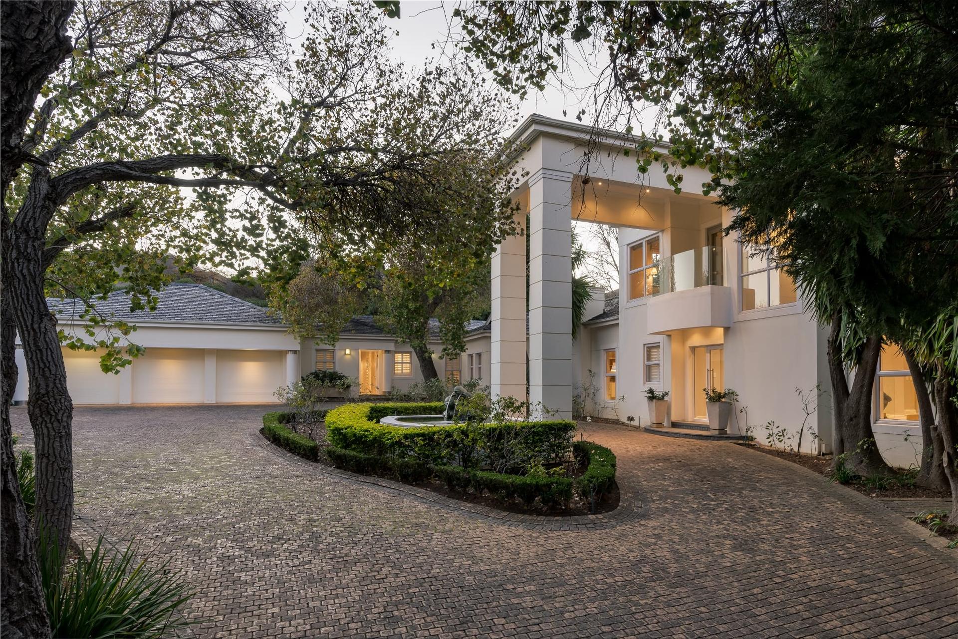 Erinvale Four-Bed Home with Flatlet — photograph 3