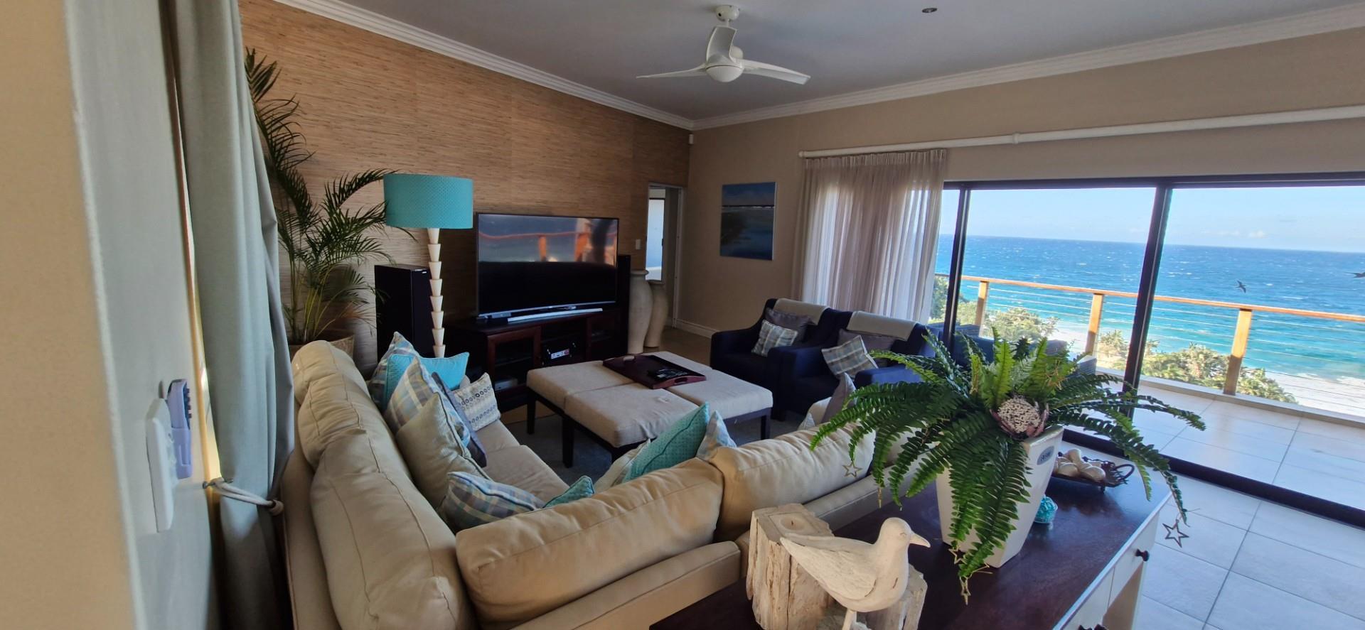 Southbroom Nine-Bed Sea-View Home — photograph 4