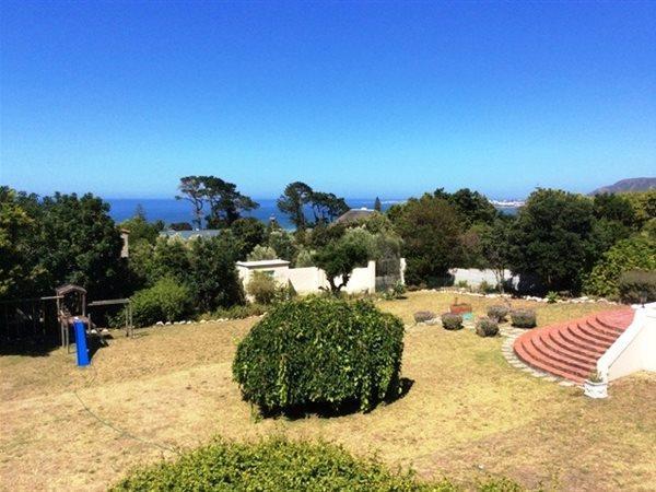 Voelklip Dual-Residence Estate — photograph 4