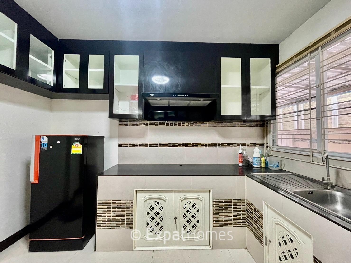 5-Bedroom House in Hang Dong — photograph 4