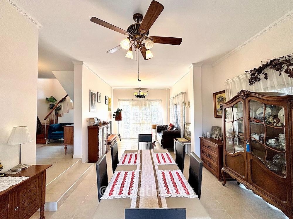 5-Bedroom House in Chiang Mai — photograph 3