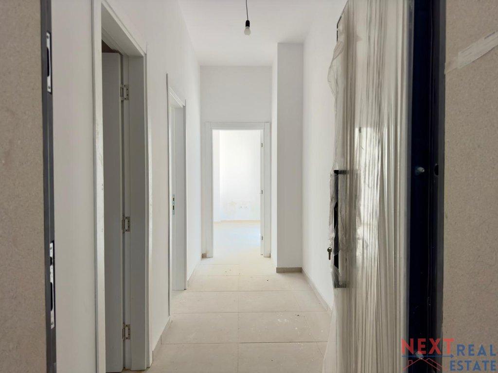 Resort-Style Apartment on Albania's Coast — photograph 2