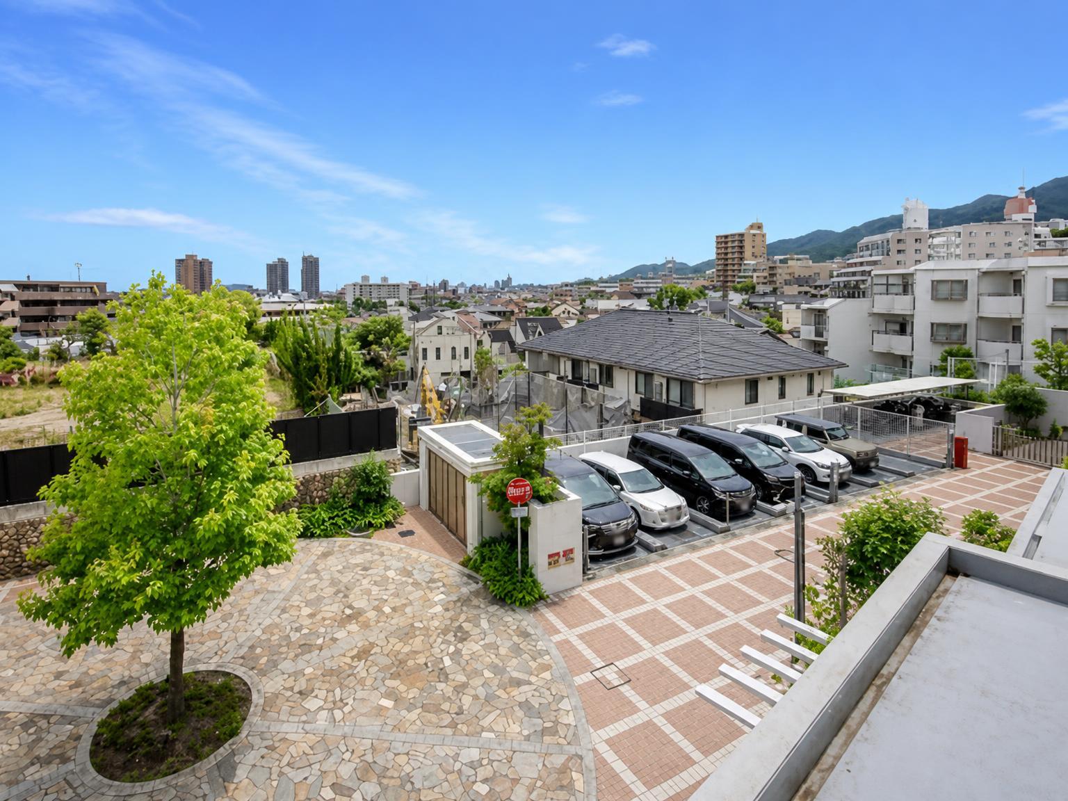 Condominium in Higashinada-ku, Kobe — photograph 3