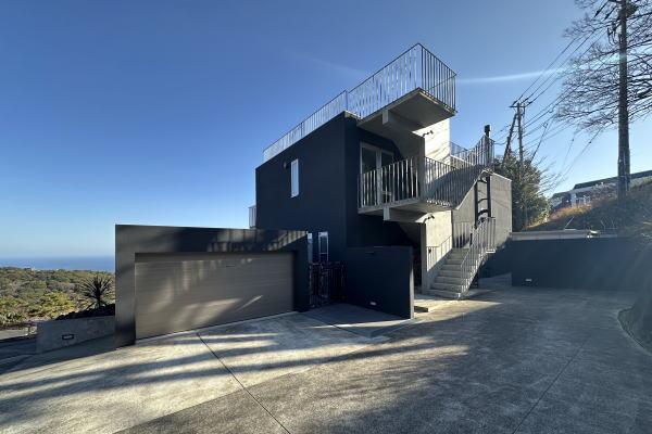 3-Bedroom Detached House in Atami — photograph 2