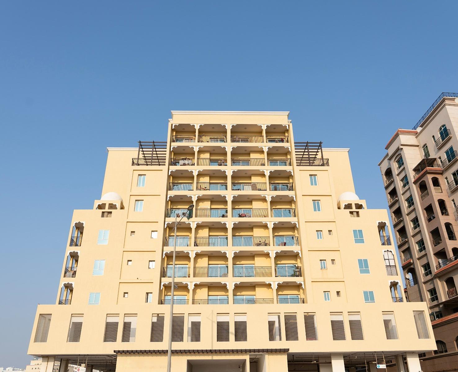 Apartments in Al Warsan, Dubai — photograph 4