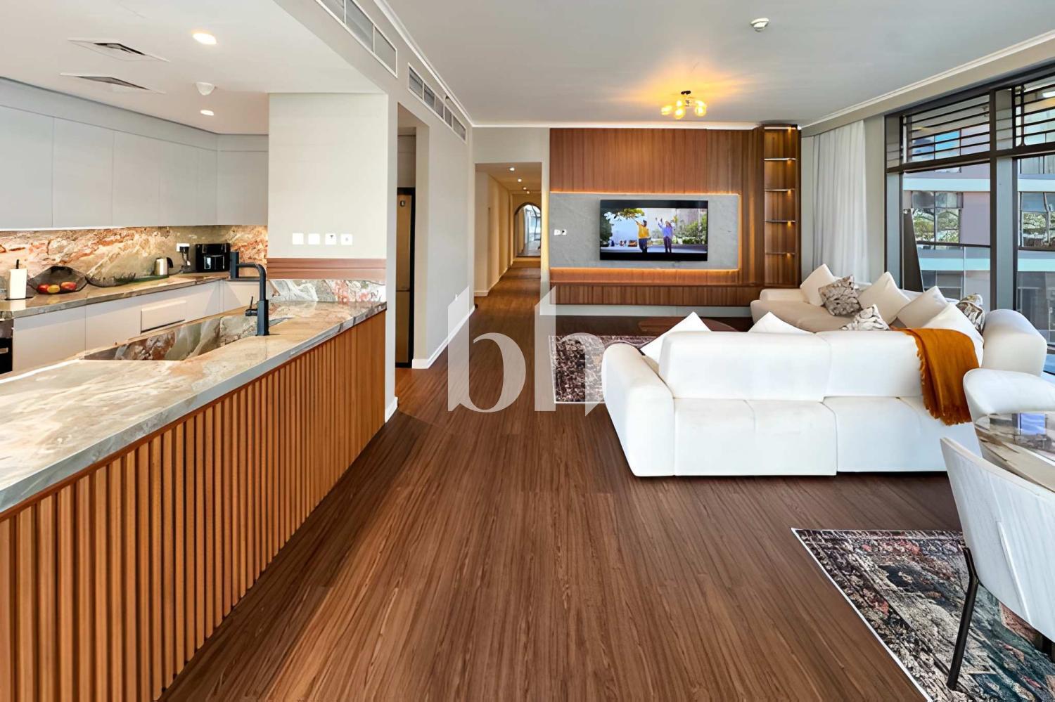 Apartment in Dubai, UAE — photograph 2