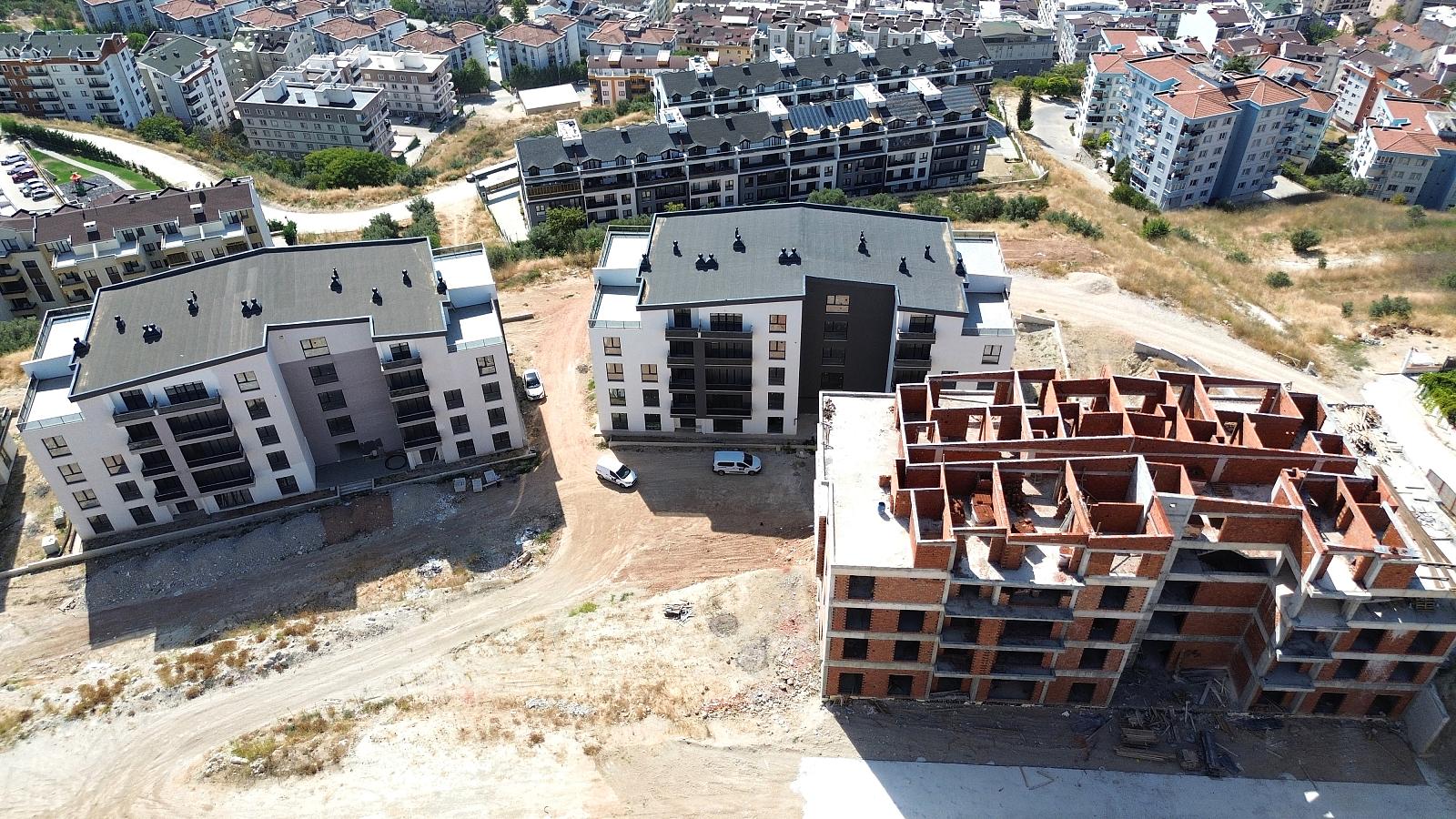 Apartments in Güzelyalı Burgaz, Kızıltoprak Cd. No:9 — photograph 3