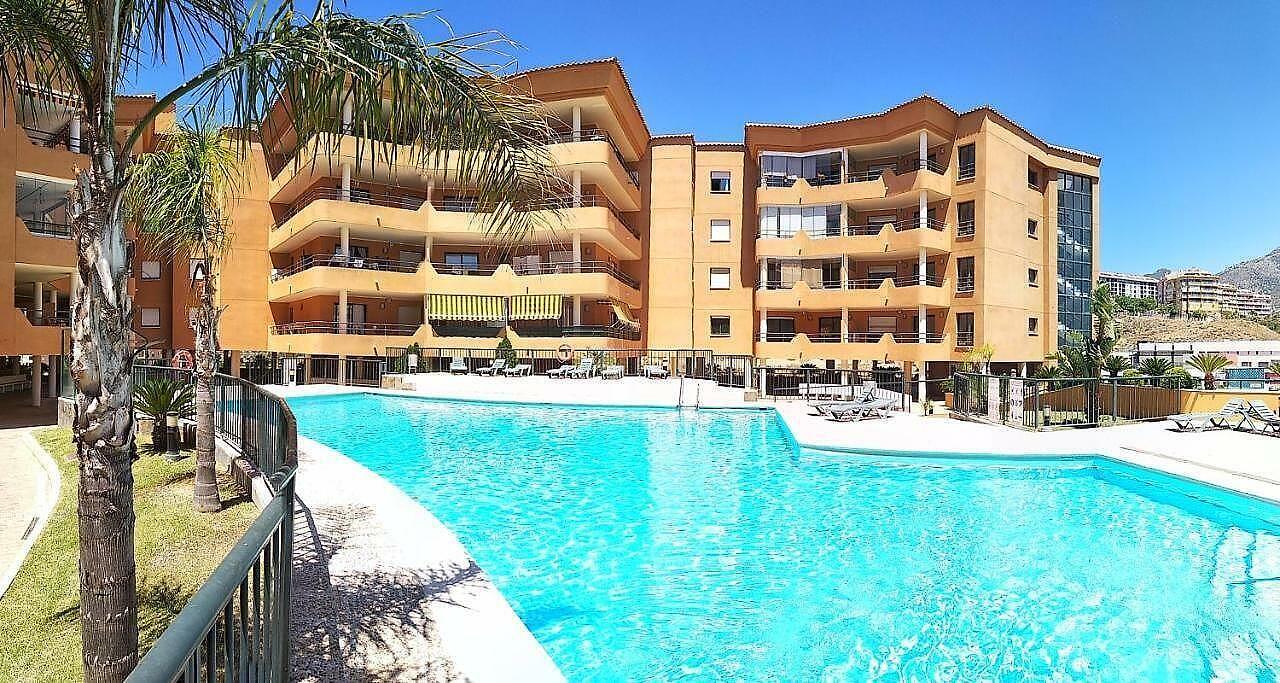 Apartments in Los Pacos, Fuengirola — photograph 2