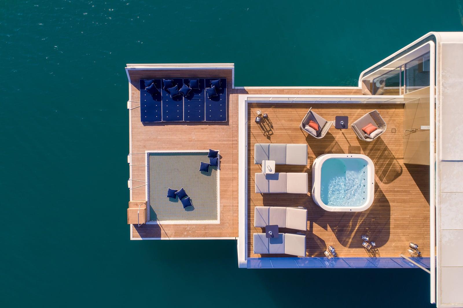 Apartments in The World Islands, Dubai — photograph 2