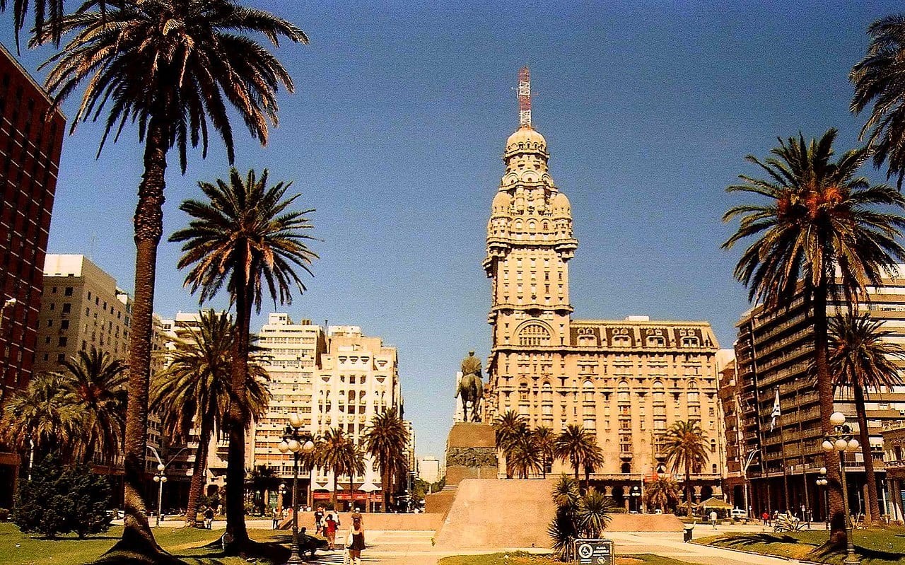 Montevideo City Guide